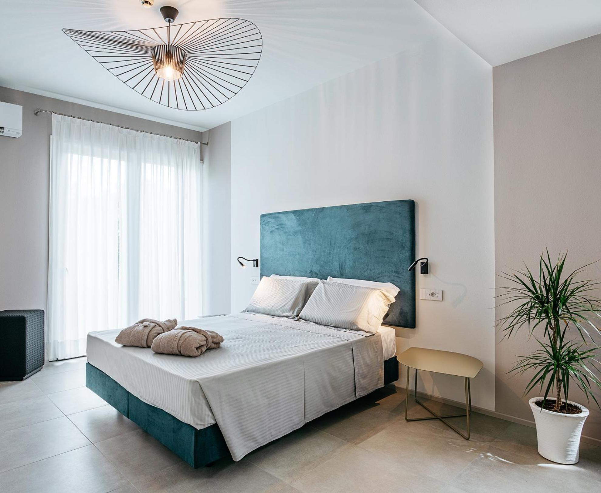 Hotel Corallo Marina Romea Buitenkant foto